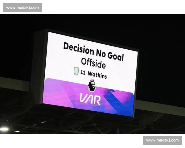 VAR技术在足球比赛中的应用与影响分析及未来发展趋势